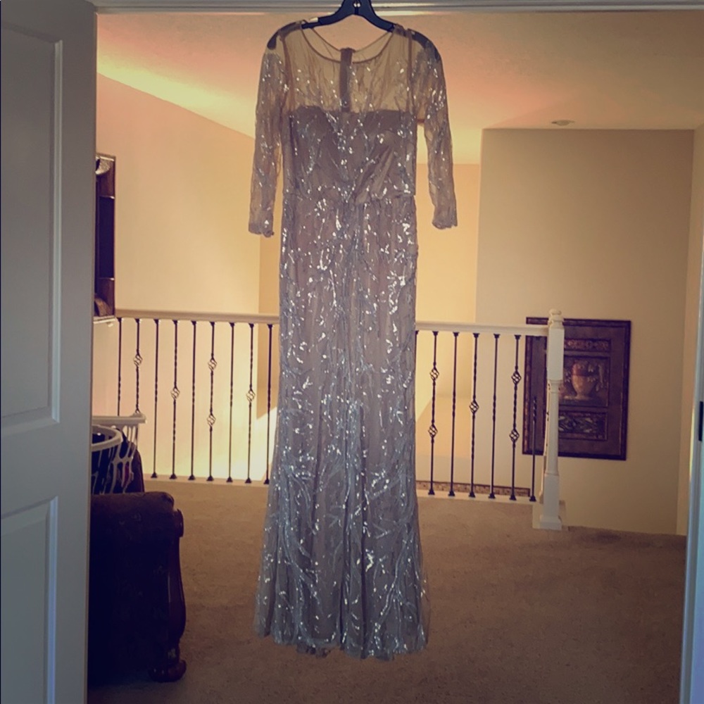 Evening gown David meister size 6